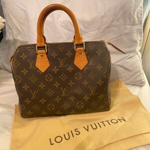 Louis Vuitton speedy 25